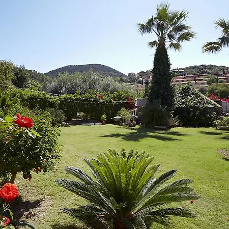 Hébergement de vacances Lucia 2 *